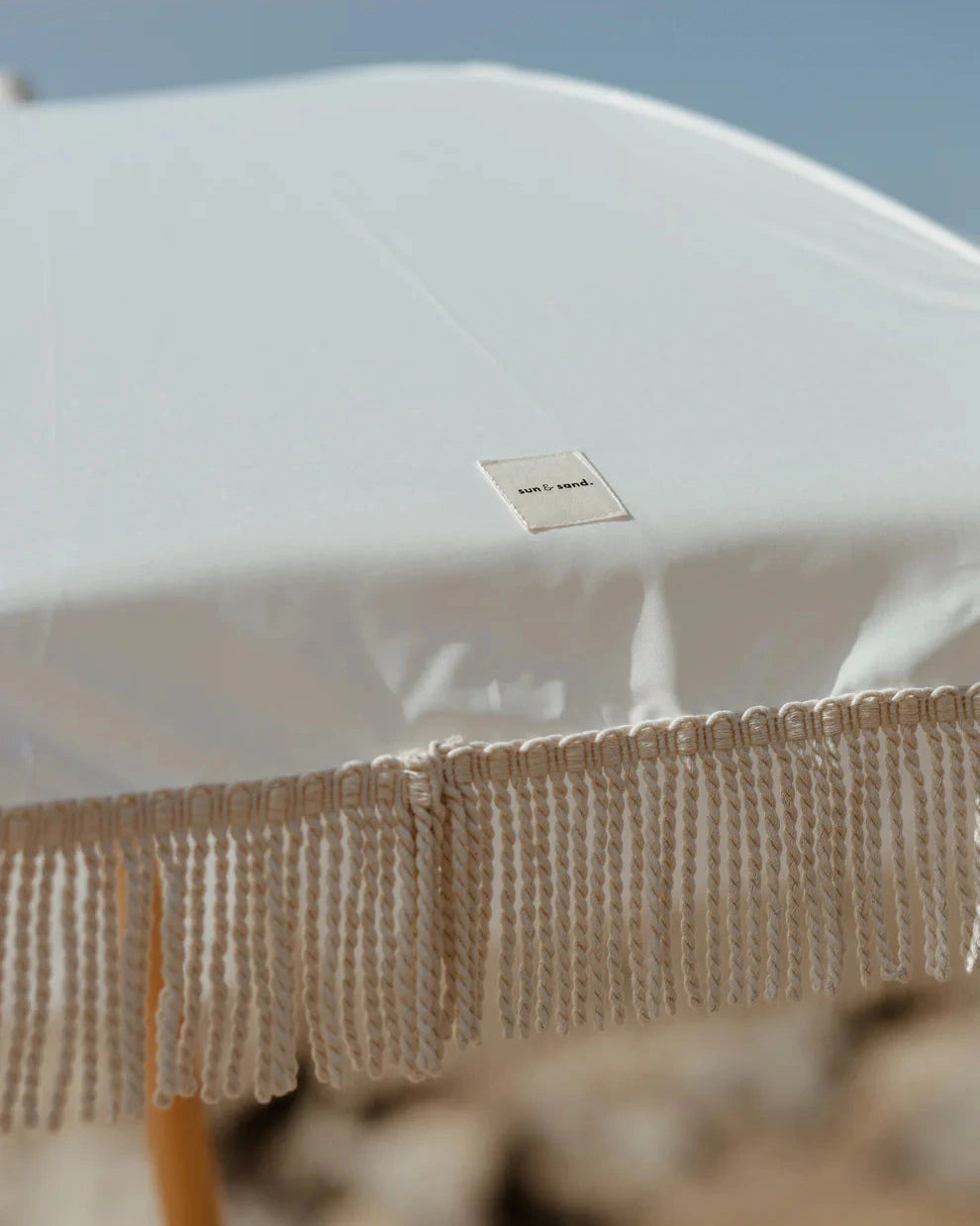White fringed Umbrella