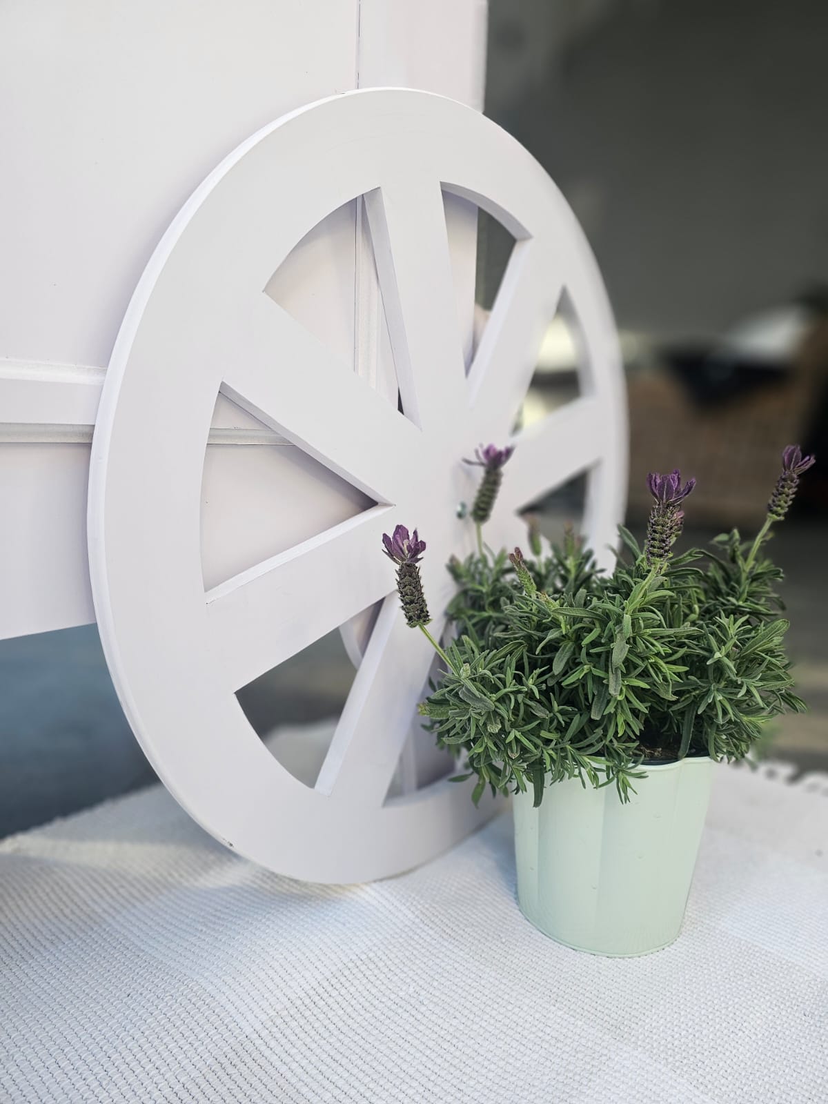 Light Grey and White Gingham Woven Rug (1150mm x 1640mm) - FOR HIRE