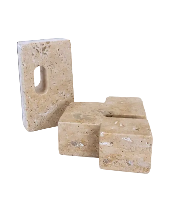 Small travertine objet